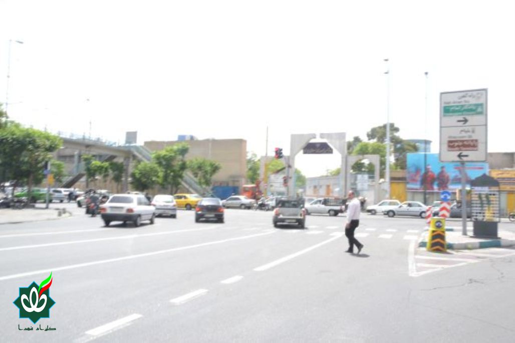 نصب اولین تابلوی گلزار شهدا در تهران سال 1405
