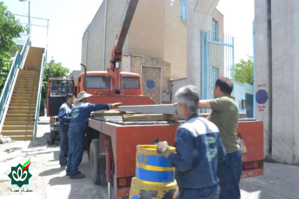 نصب اولین تابلوی گلزار شهدا در تهران سال 1405