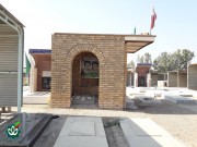 گلزار شهدای روستای حمزه سیدالشهداء - بقعه امامزاده علی ابن الحسین علیه السلام (علی گُمار)